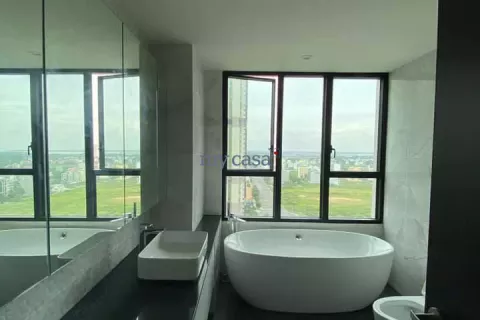 Квартира с 4 спальнями в Тхудык, Хошимин , № 12369 2