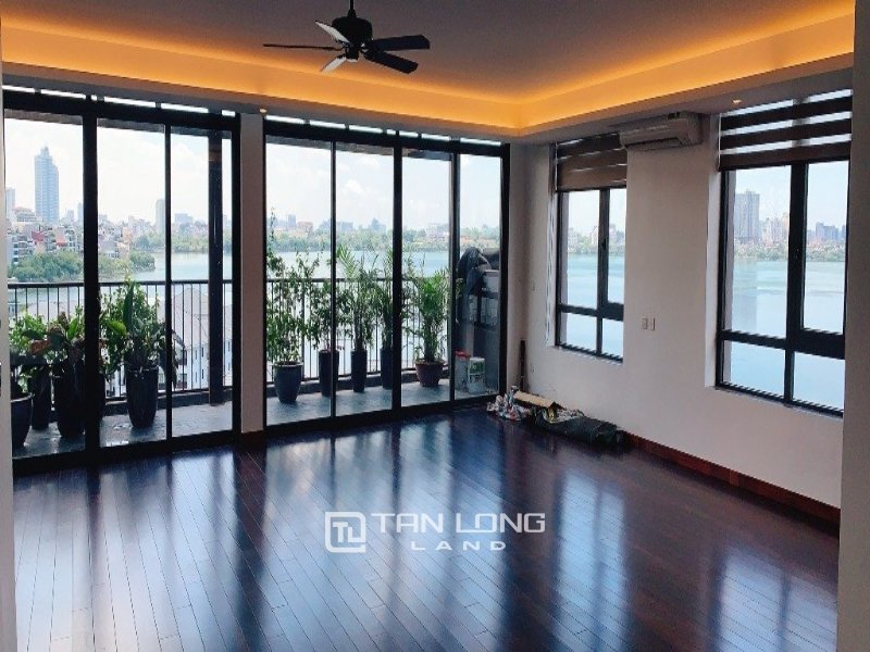 3 bedrooms Apartment in Tay Ho, Ha Noi, Vietnam No. 2369