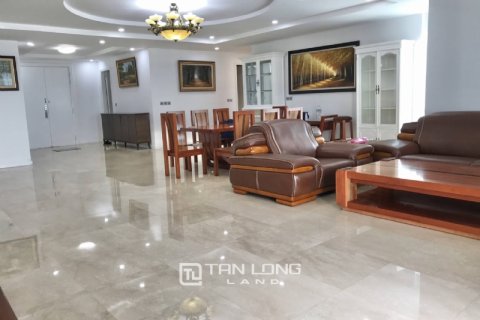 4 bedrooms Apartment in Tay Ho, Ha Noi, No. 2363 2