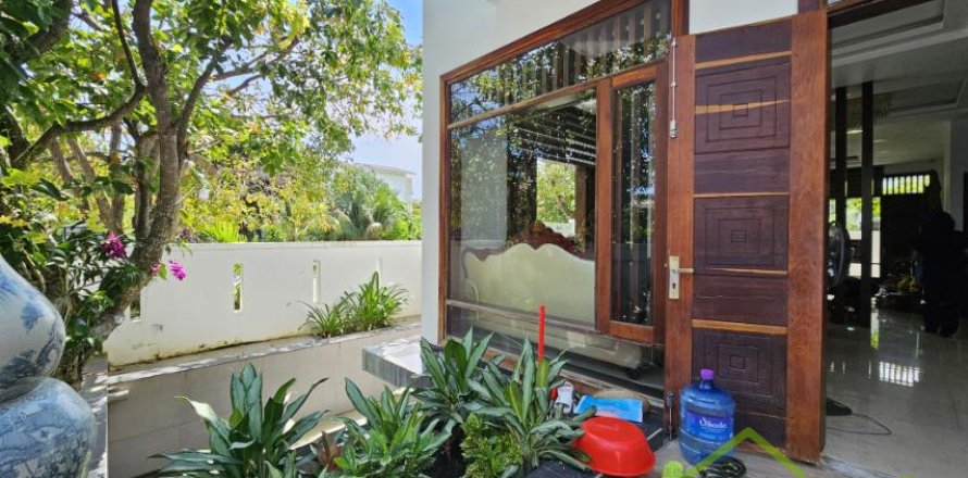 5 bedrooms Villa in Nha Trang,  No. 28189