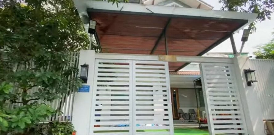 Studio House in District 7, Ho Chi Minh, No. 8890