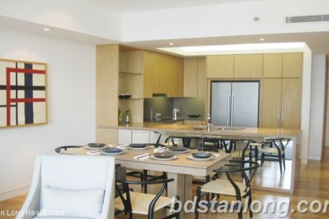 3 bedrooms Apartment in Cau Giay, Ha Noi,  No. 7106 3
