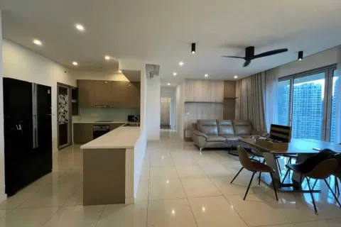 4 bedrooms Apartment in Ho Chi Minh, No. 27490