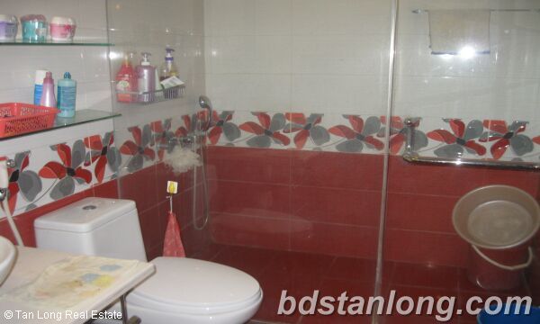 3 bedrooms Apartment in Hoan Kiem, Ha Noi, Vietnam No. 8443
