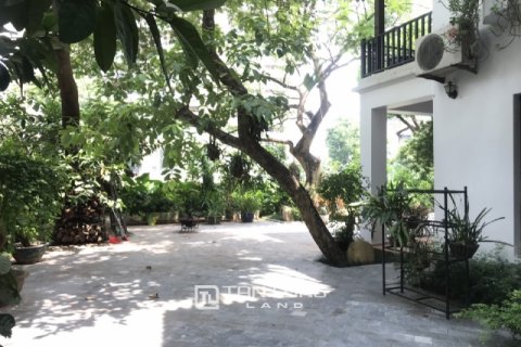6 bedrooms Villa in Tay Ho, Ha Noi, No. 2633 2