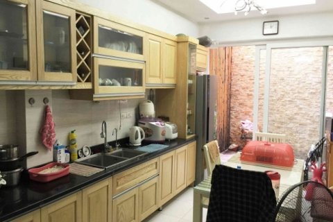 4 bedrooms House in Hai Ba Trung, Ha Noi, No. 4115 5