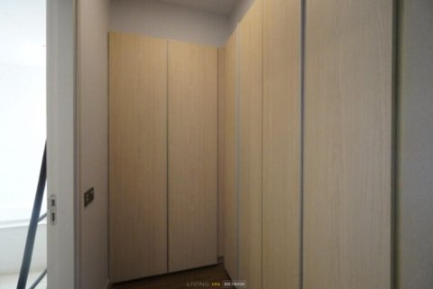 Квартира с 3 спальнями в Тхудык, Хошимин ,  № 27316 11
