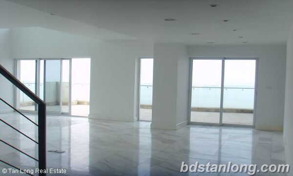 3 bedrooms Apartment in Tay Ho, Ha Noi, Vietnam No. 7155