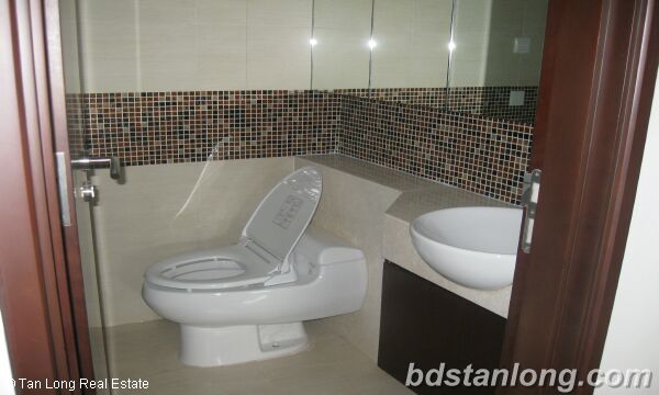 3 bedrooms Apartment in Ba Dinh, Ha Noi, Vietnam No. 7150