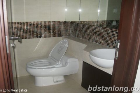 Квартира с 3 спальнями в Бадинь, Ханой ,  № 7150 10