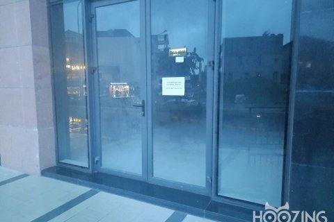 Магазин с 1 комнатой в Тхудык, Хошимин ,  № 22360