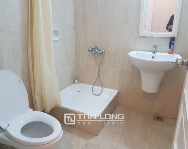 Квартира с 4 спальнями в Тэйхо, Ханой, Вьетнам № 3520