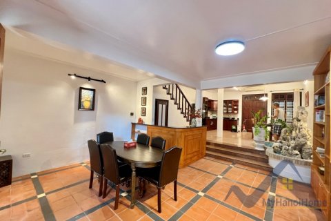 4 bedrooms Villa in Tay Ho, Ha Noi, No. 18774