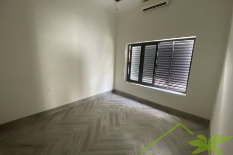 4 bedrooms Villa in Nha Trang, No. 28052 5