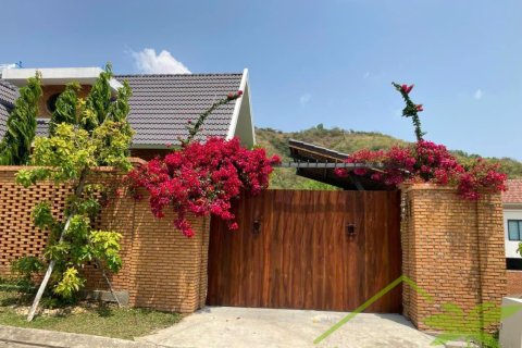 5 bedrooms Villa in Nha Trang, No. 28059