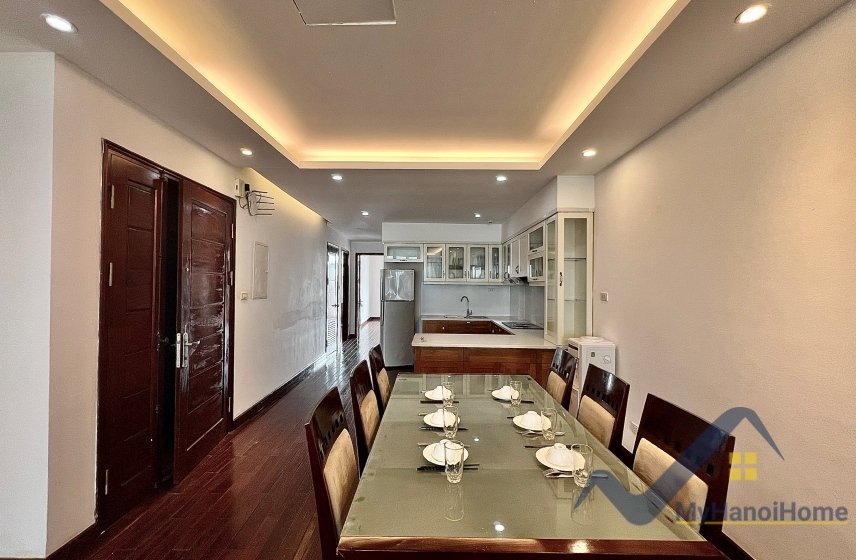 3 bedrooms Apartment in Tay Ho, Ha Noi, Vietnam No. 19940