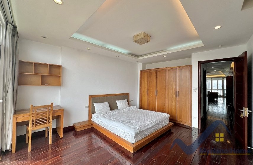 3 bedrooms Apartment in Tay Ho, Ha Noi, Vietnam No. 19940