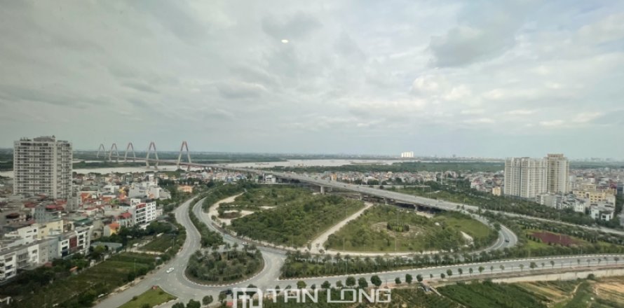 Квартира с 3 спальнями в Тэйхо, Ханой , № 2346