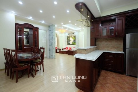 4 bedrooms Apartment in Tay Ho, Ha Noi, No. 2342 8