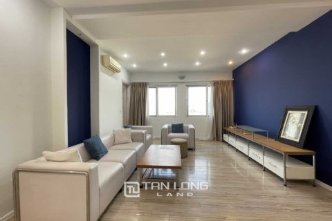Квартира с 4 спальнями в Тэйхо, Ханой , № 2343