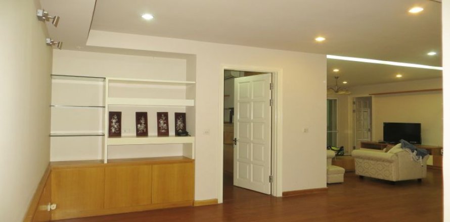 3 bedrooms Apartment in Tay Ho, Ha Noi,  No. 20361