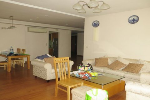 3 bedrooms Apartment in Tay Ho, Ha Noi,  No. 20361 4