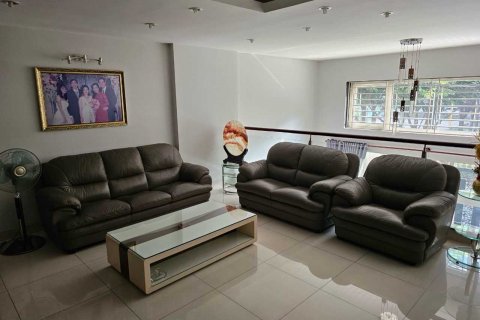 100m2 Townhouse in Binh Chanh, Ho Chi Minh, No. 24143 4