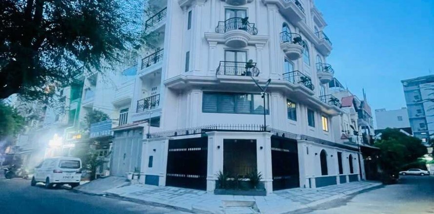 Studio Townhouse in District 7, Ho Chi Minh,  No. 24142