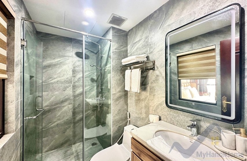 3 bedrooms Apartment in Tay Ho, Ha Noi, Vietnam No. 29514