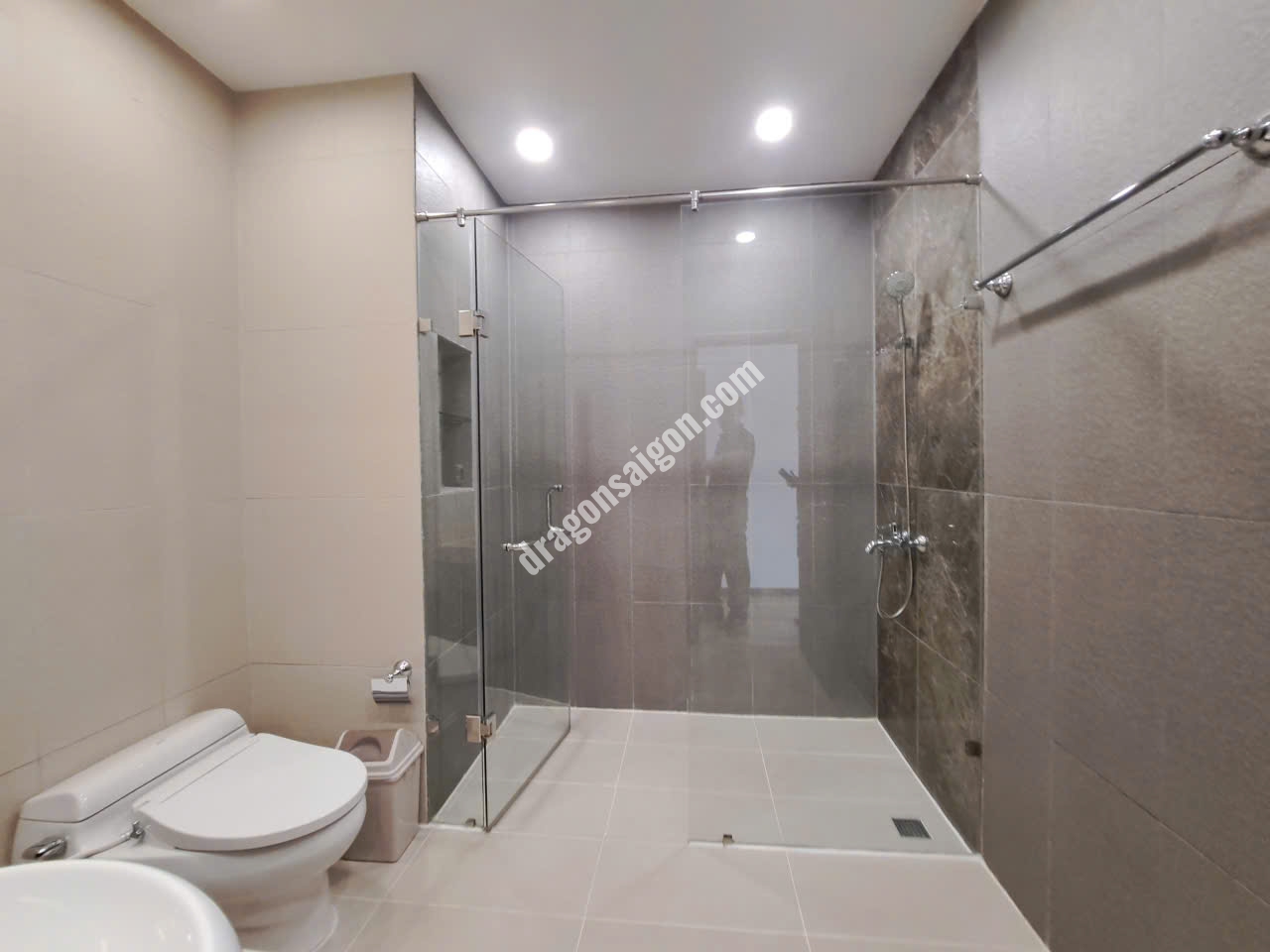 Квартира с 3 спальнями в Район 7, Хошимин, Вьетнам № 30304