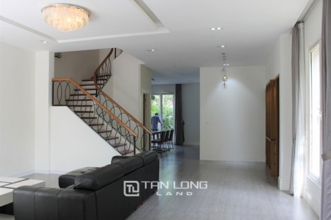 4 bedrooms Villa in Long Bien, Ha Noi, No. 2460