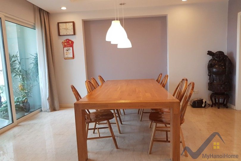 4 bedrooms Apartment in Tay Ho, Ha Noi, Vietnam No. 19561