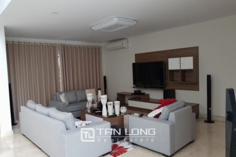 7 bedrooms Villa in Tay Ho, Ha Noi, No. 3415 2