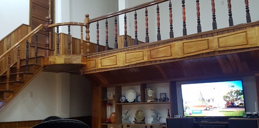 3 bedrooms Villa in Nha Trang, No. 16310