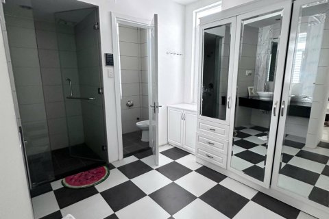 5 bedrooms Villa in Nha Trang, No. 28783 7