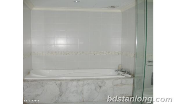 Квартира с 4 спальнями в Намтыльем, Ханой, Вьетнам № 8511
