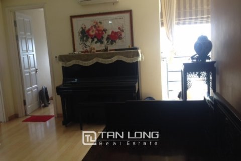 3 bedrooms Apartment in Tay Ho, Ha Noi, No. 4409 2