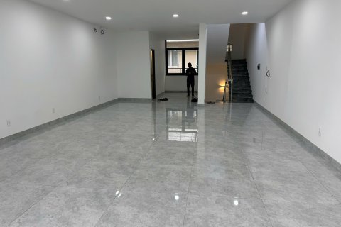 Магазин 400м2 в Район 7, Хошимин ,  № 29942 3