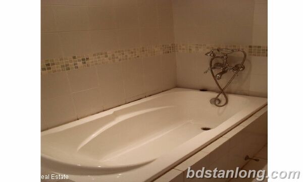 2 bedrooms Apartment in Nam Tu Liem, Ha Noi, Vietnam No. 8565