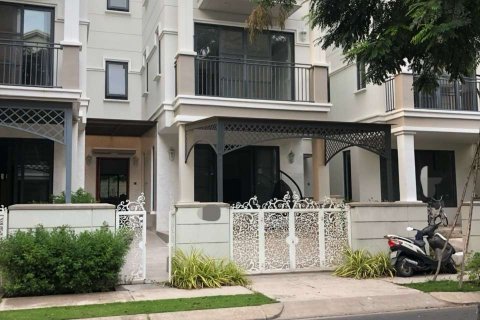 Studio Villa in Nha Be, Ho Chi Minh, No. 17296