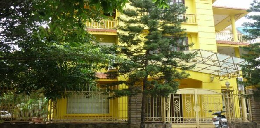 Studio Villa in Cau Giay, Ha Noi, No. 8381
