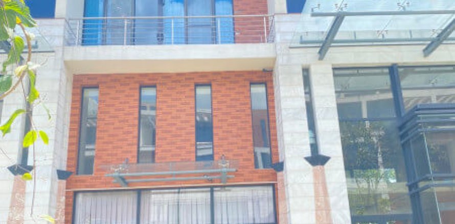 Studio Villa in Nha Be, Ho Chi Minh, No. 17696