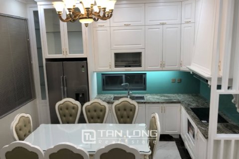 Вилла с 3 спальнями в Лонгбьен, Ханой , № 2805 2