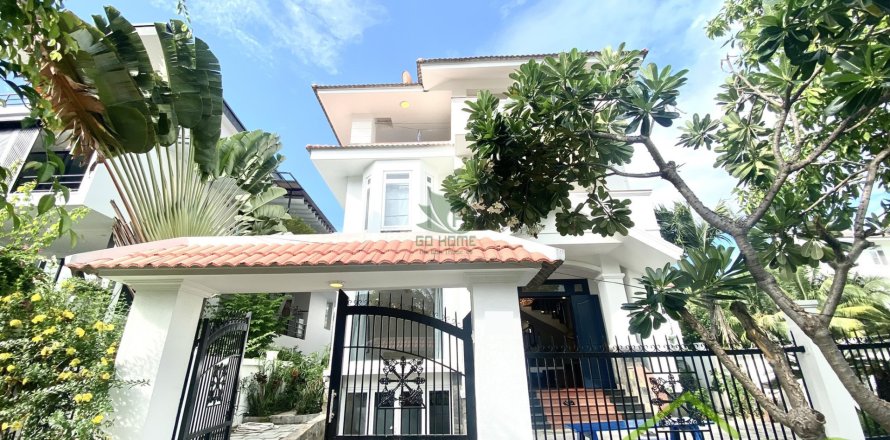 6 bedrooms Villa in Nha Trang, No. 28763