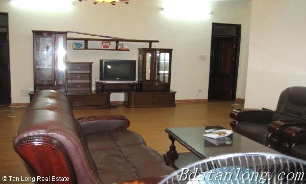 3 bedrooms Apartment in Cau Giay, Ha Noi, Vietnam No. 8044