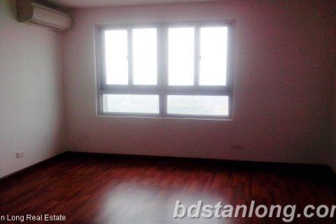 3 bedrooms Apartment in Dong Da, Ha Noi, No. 8045 2