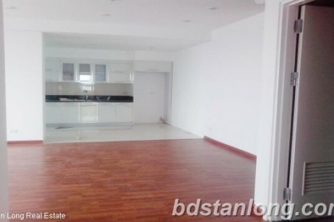 3 bedrooms Apartment in Dong Da, Ha Noi, No. 8045 4