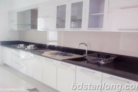 3 bedrooms Apartment in Dong Da, Ha Noi, No. 8045 6