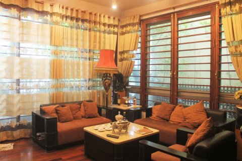 4 bedrooms House in Tay Ho, Ha Noi, No. 3049