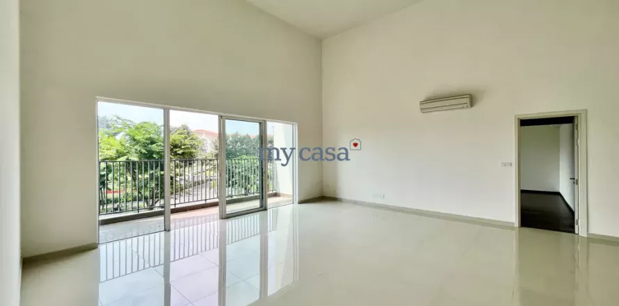 4 bedrooms Apartment in Thu Duc, Ho Chi Minh, No. 11766